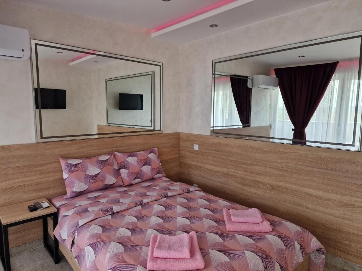 Rooms Green Set Beograd Ngoại thất bức ảnh